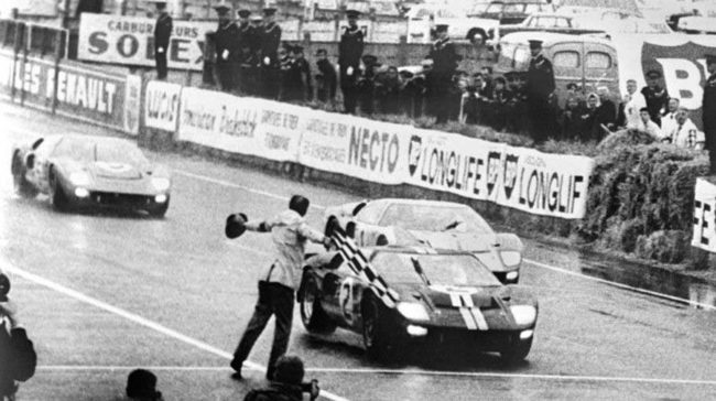 llegada Le Mans Ford GT 40