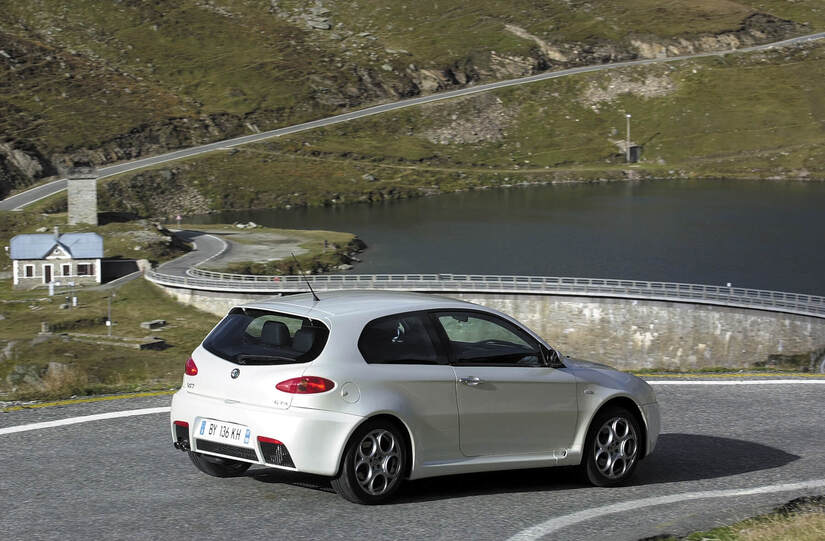 Alfa Romeo 147 trasera