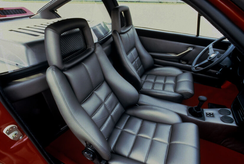 Alfa Romeo Alfasud Sprint 6C asientos