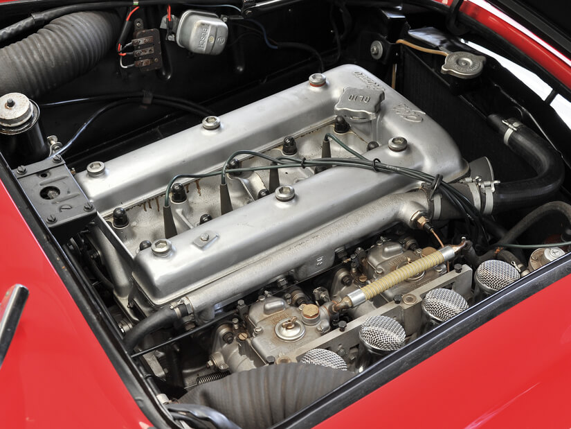 Alfa Romeo Giulia Sprint Zagato motor