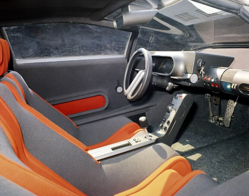 Countach interior