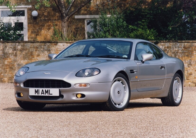 Aston Martin DB7 gris