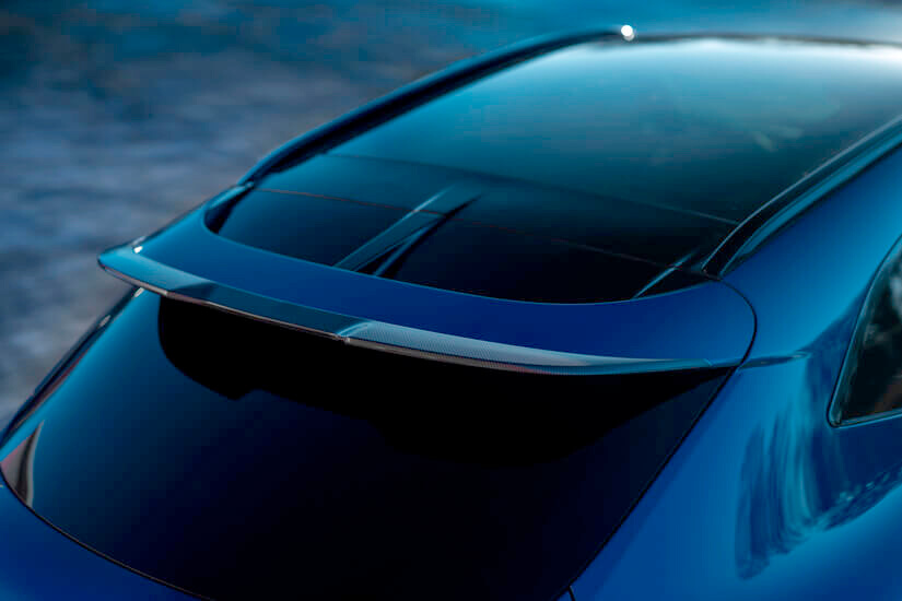 Aston Martin DBX707 techo