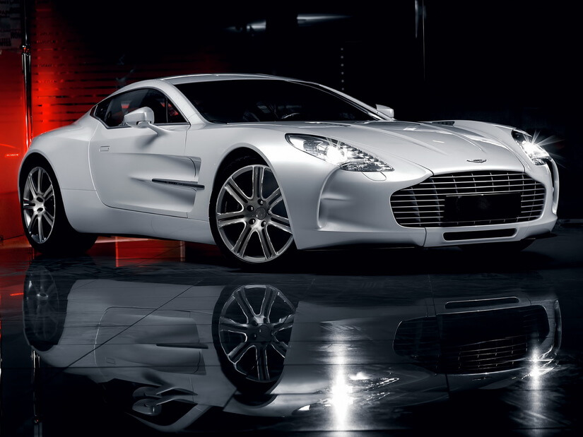 Aston Martin One77 frente