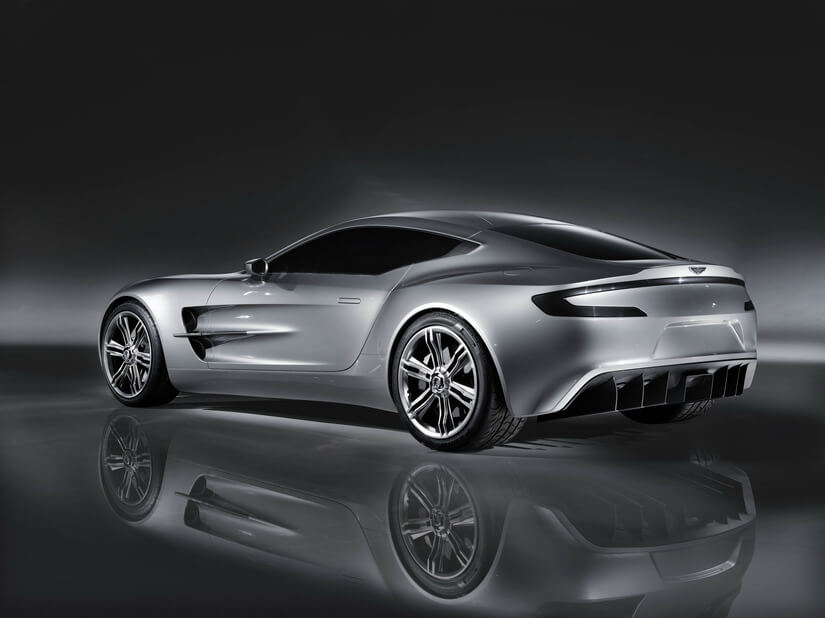 Aston Martin One77 trasera