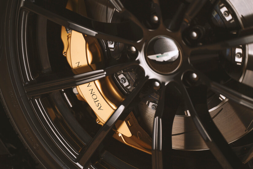 Aston Martin A3 rueda