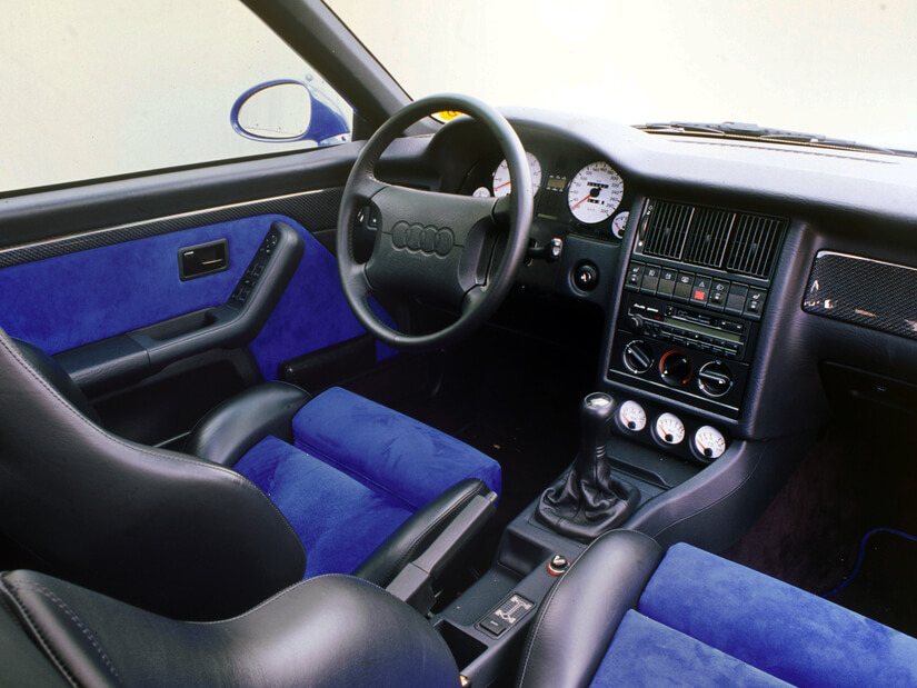 AUDI RS2 INTERIOR