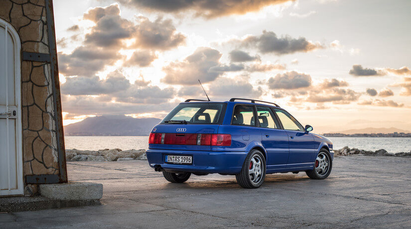 AUDI RS2 TRASERA