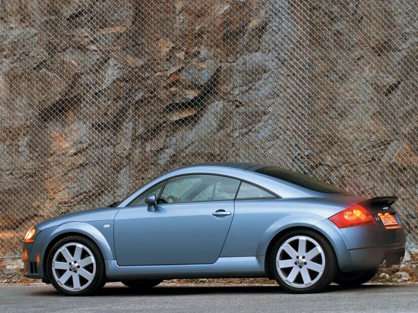 Audi TT lado