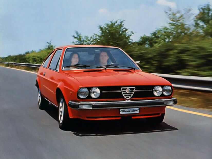 Alfa Romero Sprint en rojo
