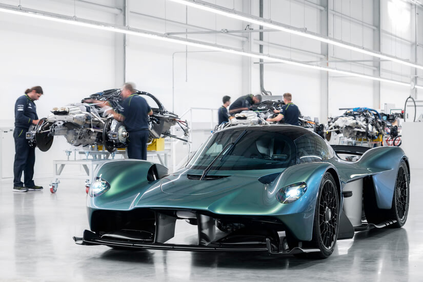 Aston Martin Valkyrie trabajando