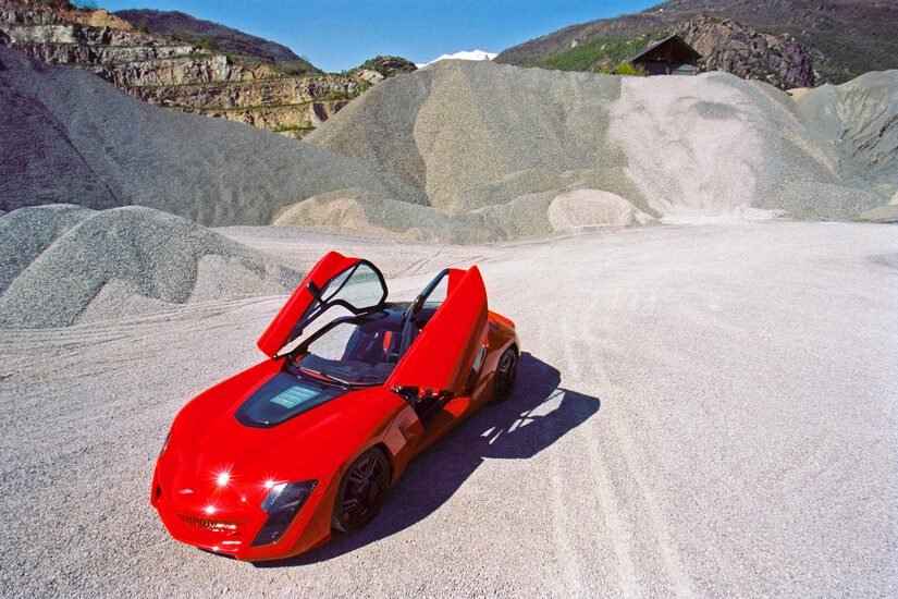 Bertone Mantide puertas