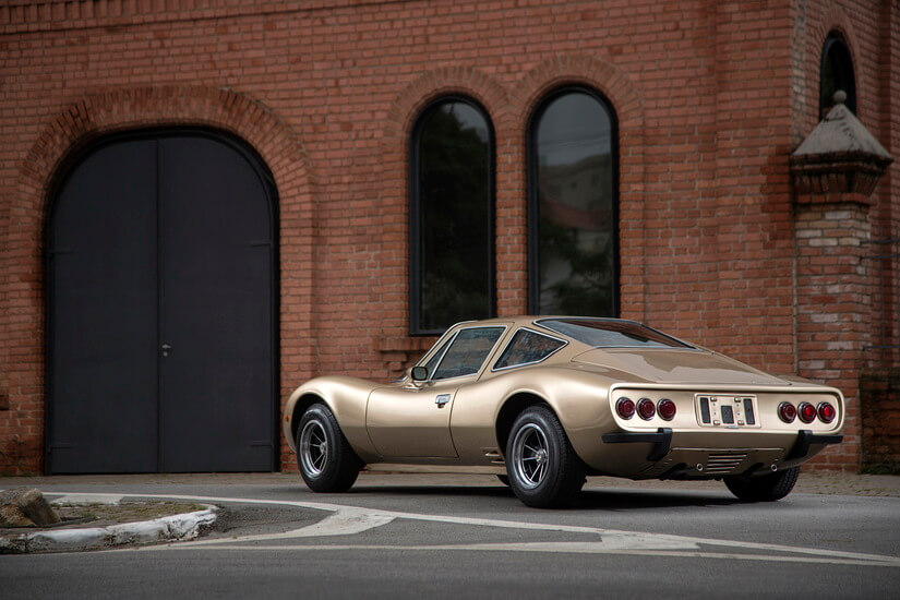 Bianco S Coupé trasera
