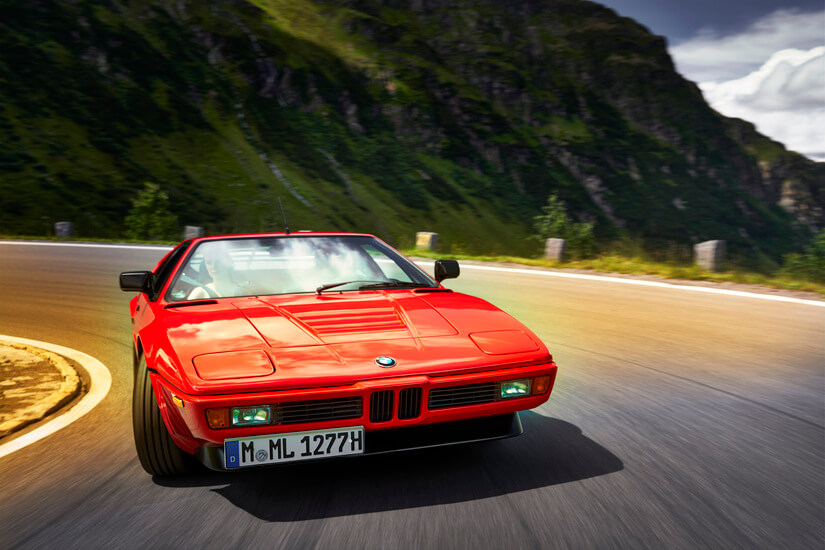 BMW M1 rodando