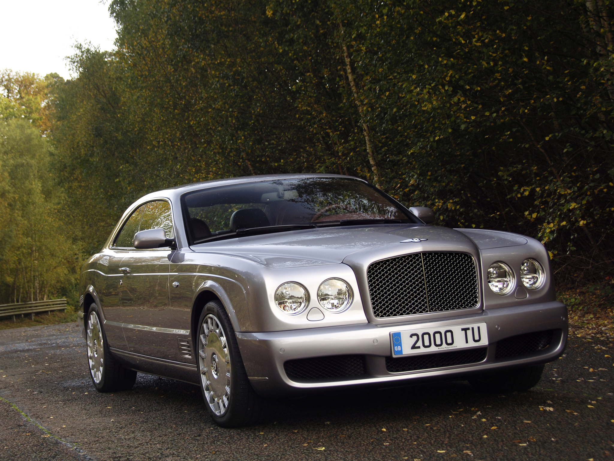 Bentley Brooklands frente