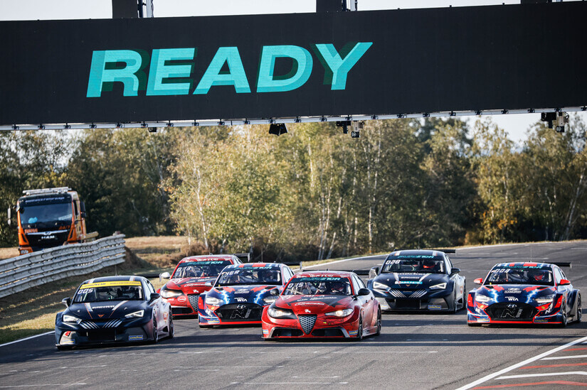 Cupra E Racer salida