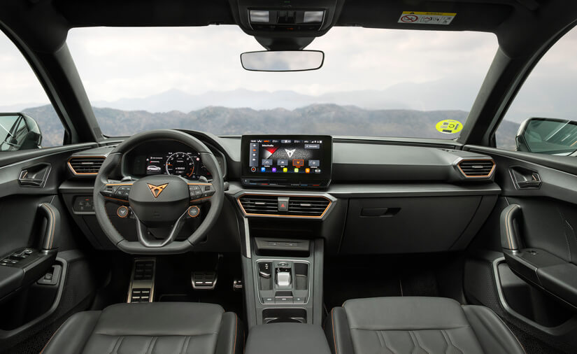 CUPRA LEON interior