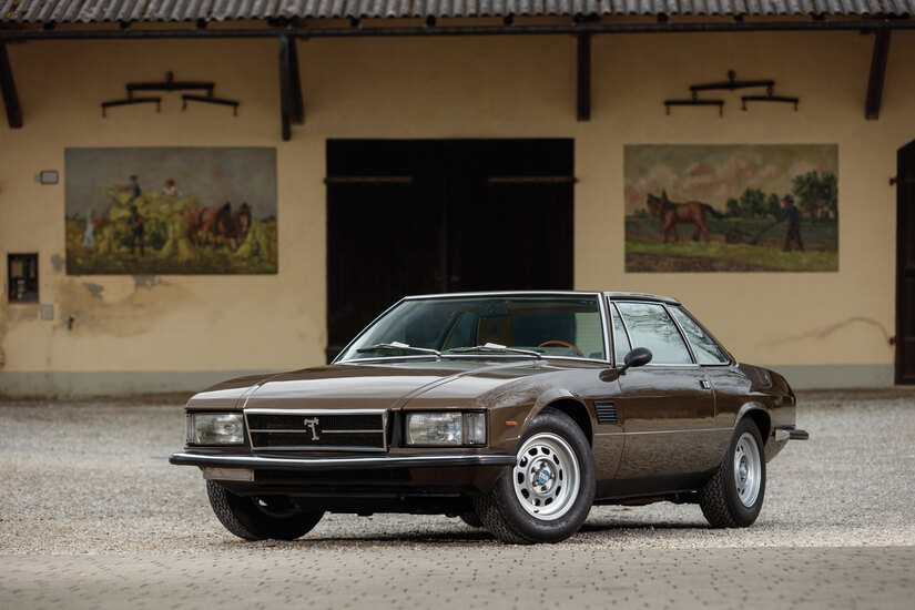 De Tomaso Longchamp de izquierda