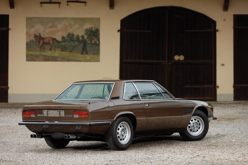 De Tomaso Longchamp trasera