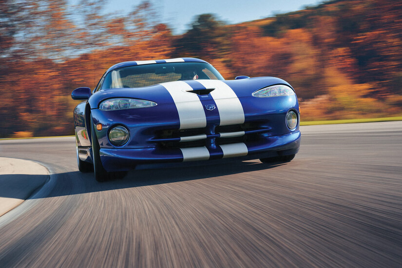 Dodge Viper ACR frente