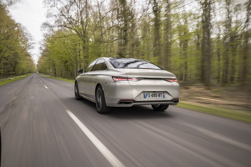 DS 9 E-Tense trasera