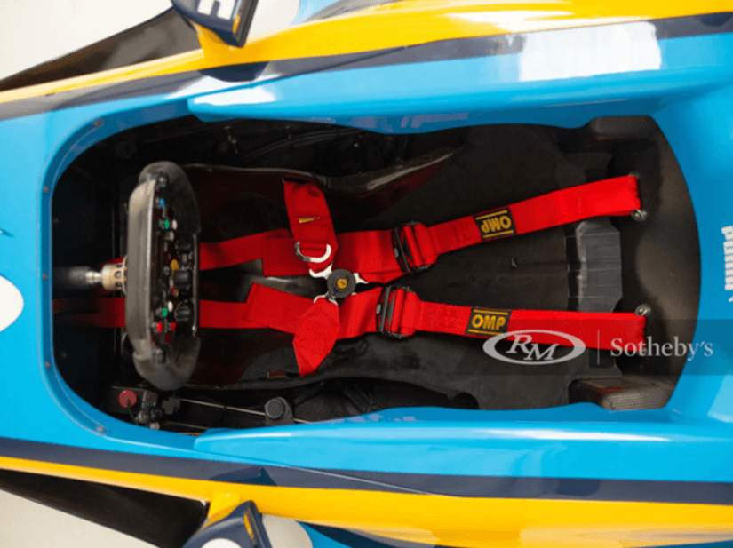 R24 Fernando Alonso arneses