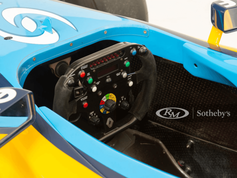 R24 Fernando Alonso interior