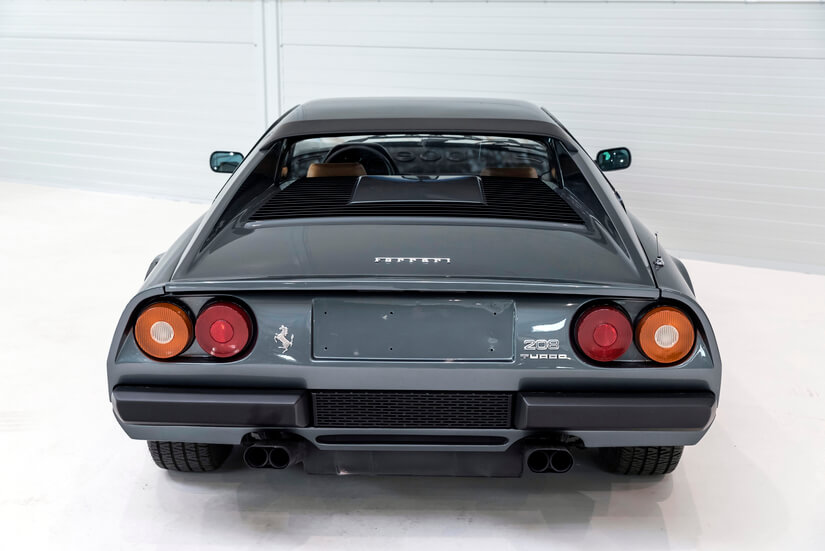 Ferrari 208 GTB Turbo trasera