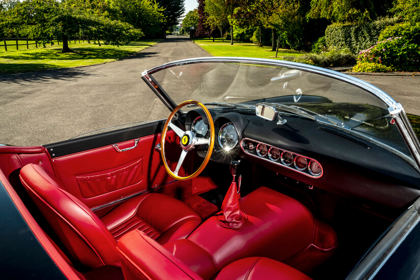 Ferrari 250 GT California Spyder interior