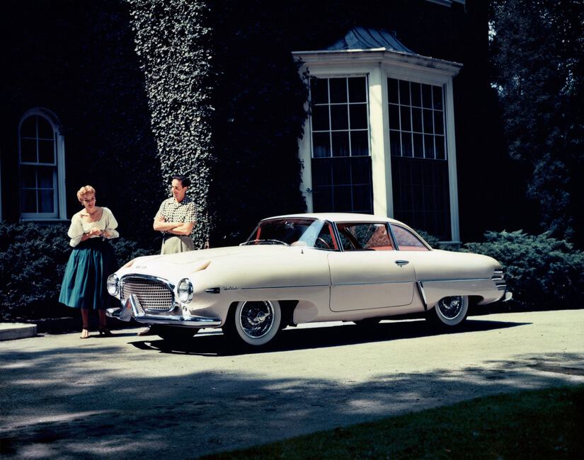 Hudson Italia con chicas