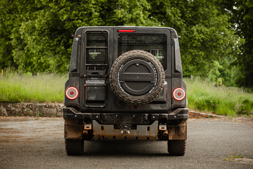 Ineos Grenadier curva