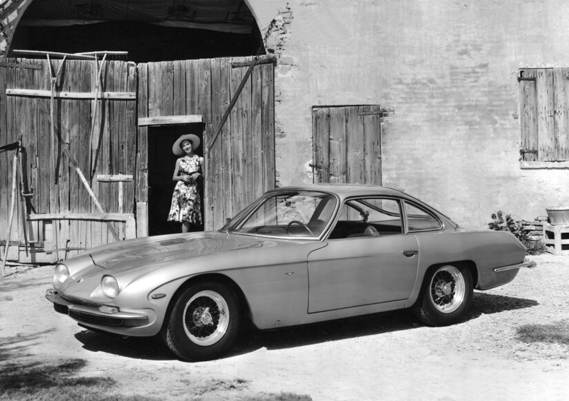 Lamborghini 350 GT de lado
