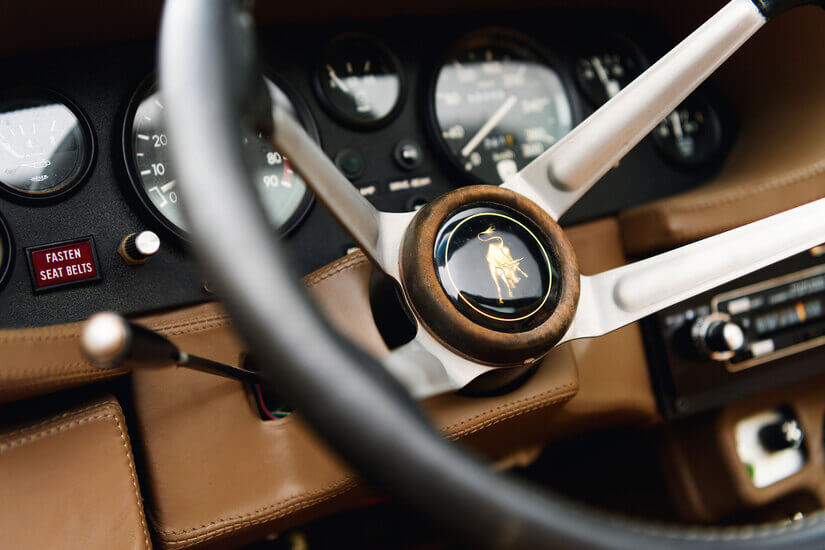 Lamborghini Silhouette interior