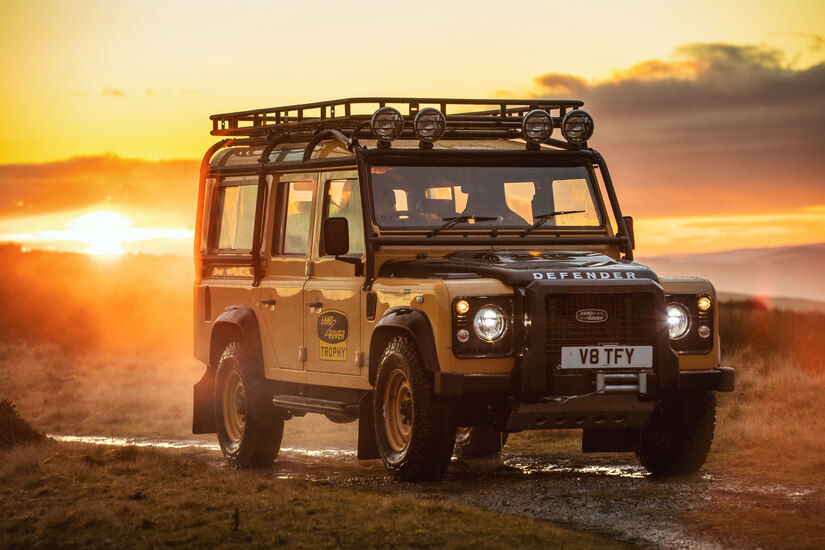 Defender-Works-V8-Trophy-buena