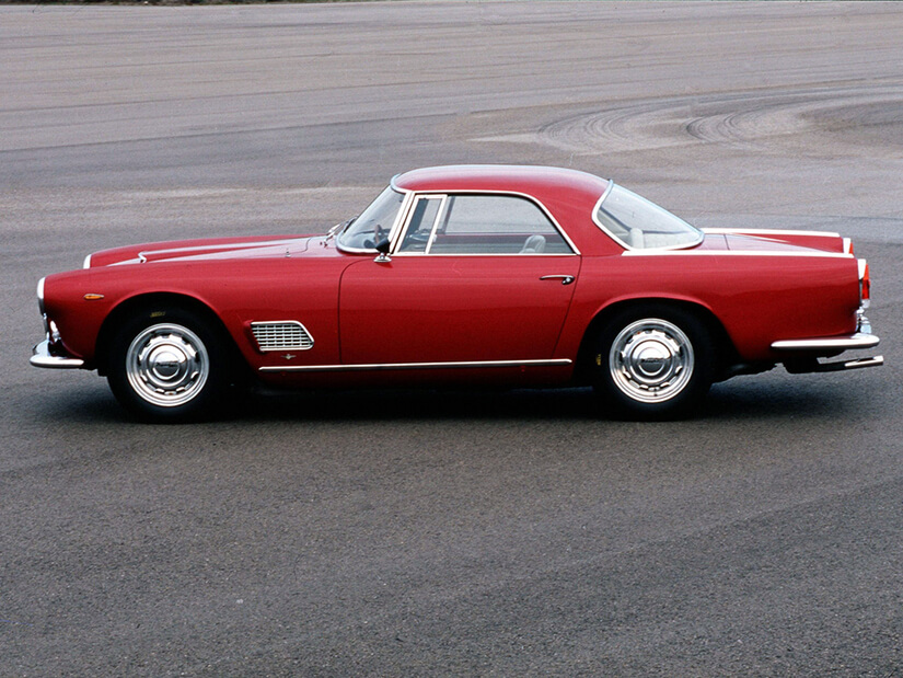 Maserati 3500 GT lado en rojo