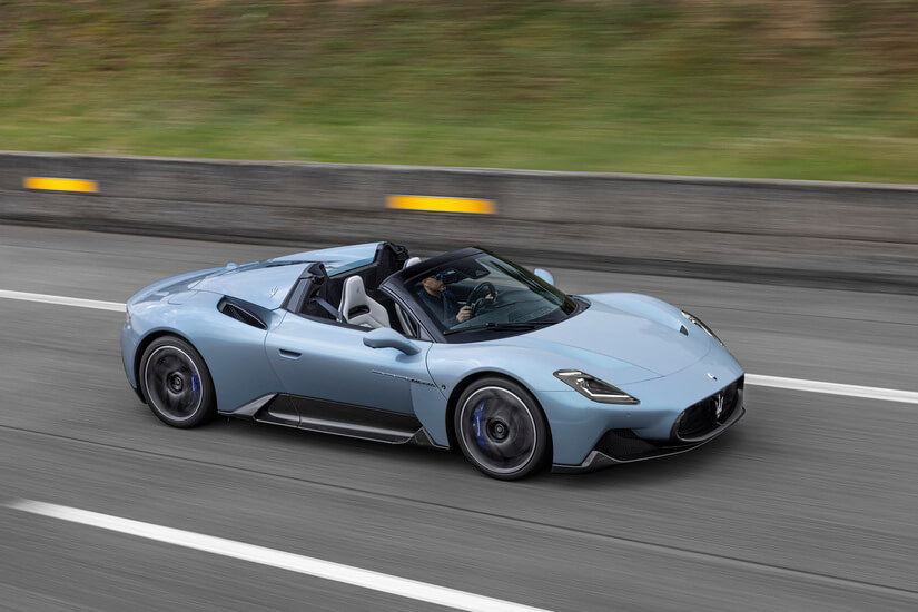 Maserati MC20 Cielo descapotado