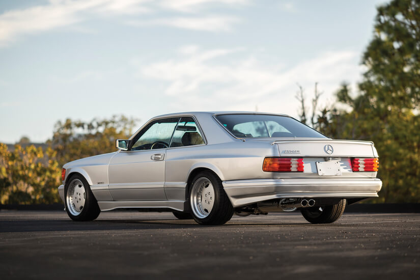 Mercedes 560 SEC 6.0 AMG trasera