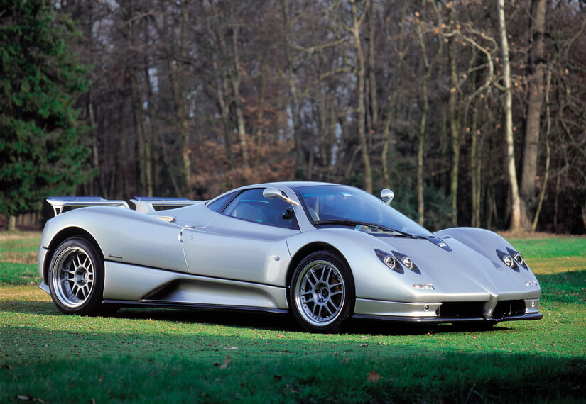 Pagani Zonda C12 posando