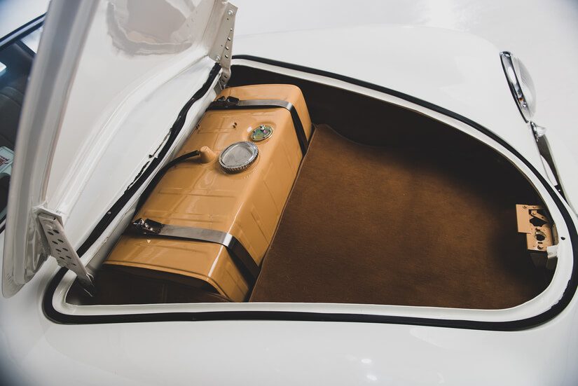 Porsche 356 maletero