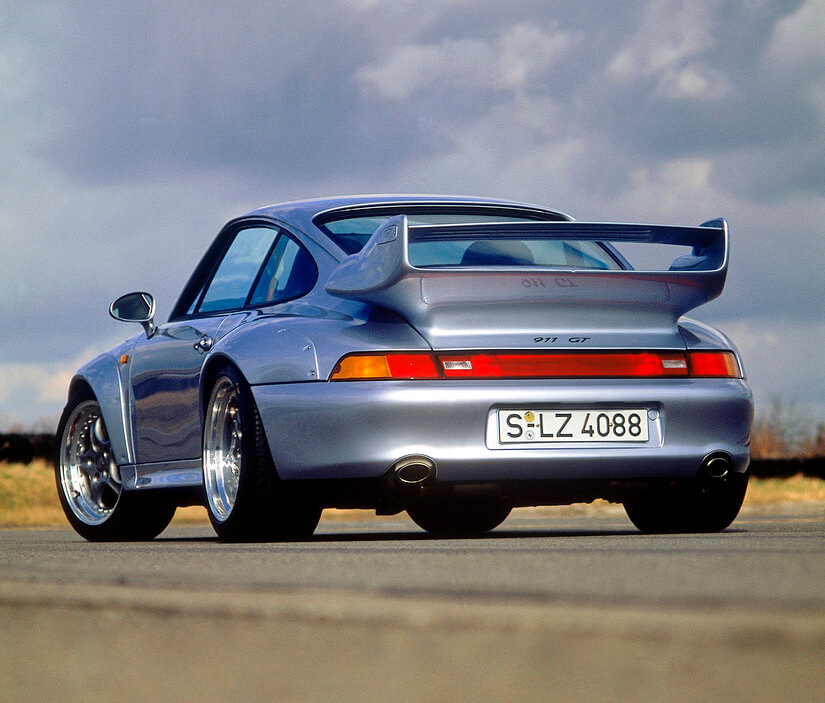 PORSCHE 911 GT2 TRASERA