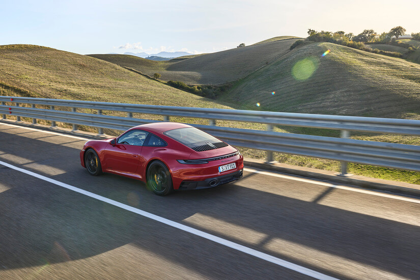 911 GTS EN ROJO