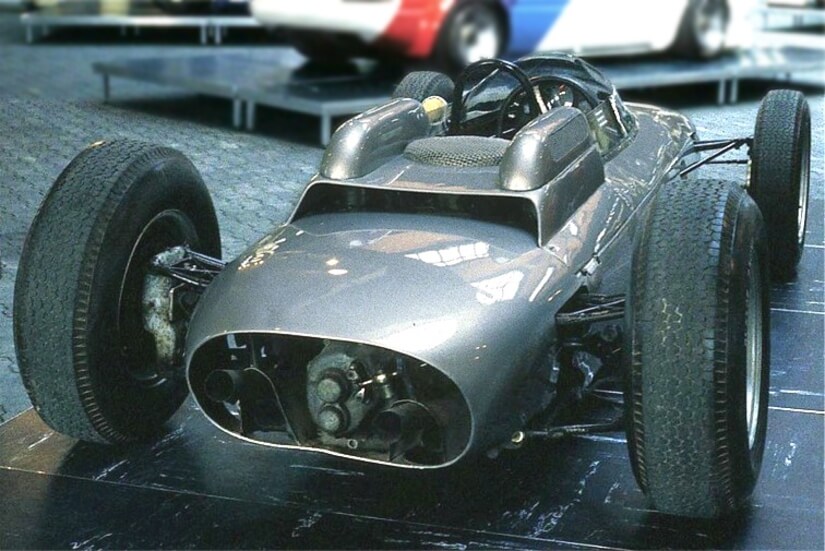 PORSCHE F1 TRASERA