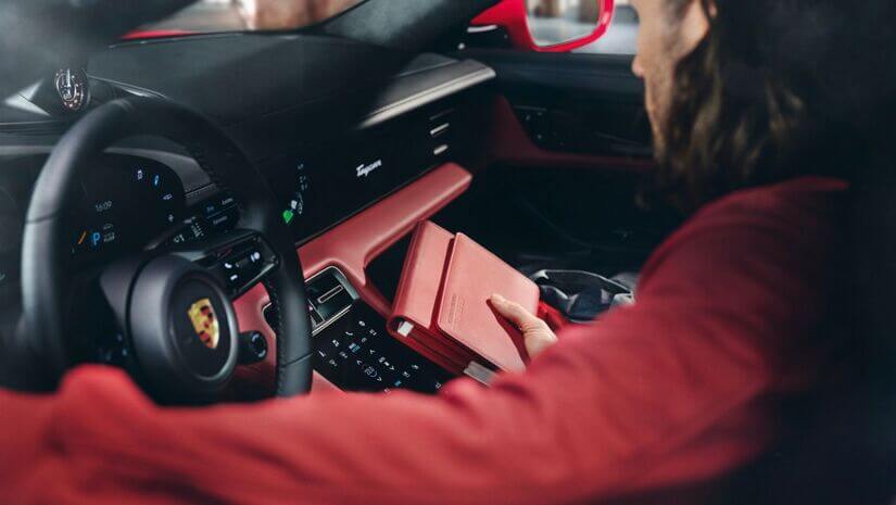 PORSCHE PERSONALIZACION CARTERAS