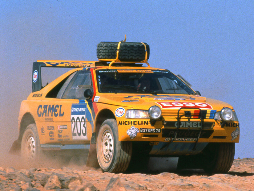 Peugeot 405 T16 Grand Raid frente