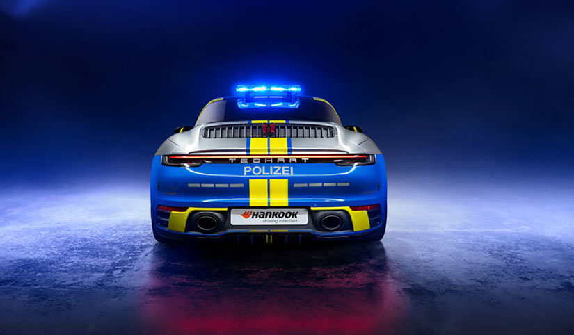 Porsche 911 Targa 4 Tech Art detras