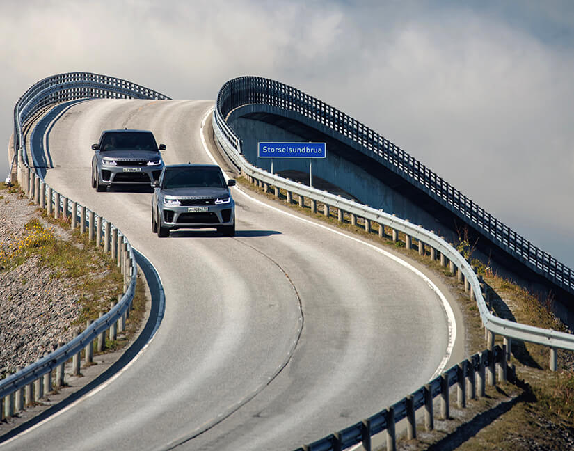 Range Rover Sport SVR James Bond presecución