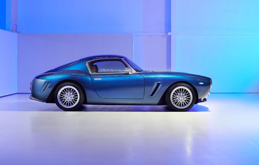 RML ShortWheelBase de lado