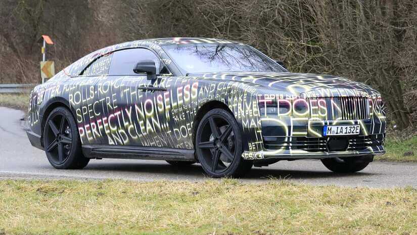 Rolls Royce Spectre plano