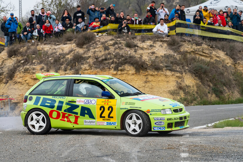 Seat Ibiza Kit Car en curva