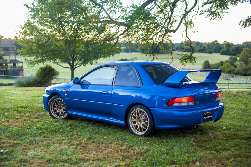 Subaru Impreza STi 22 B trasera